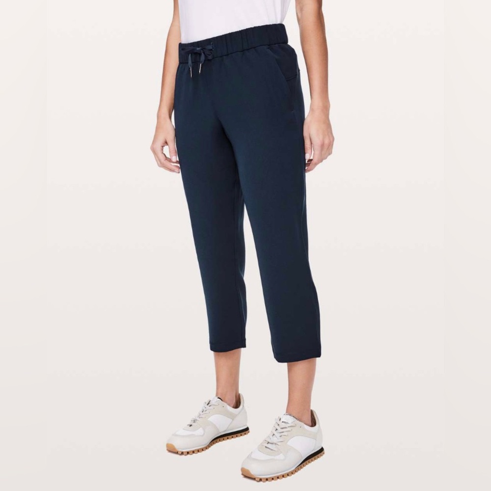 Lululemon On The Fly Crop